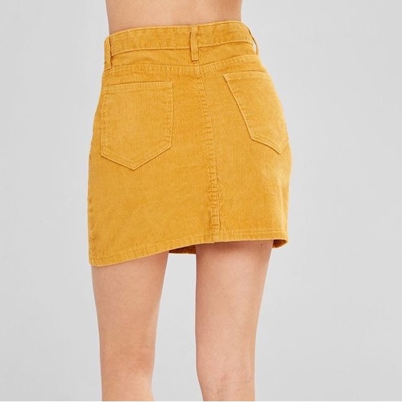 Forever21 Mustard corduroy skirt. - Picture 5 of 6